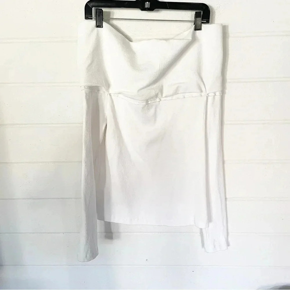 EUC Club Monaco Tabbie Off-the-Shoulder Top in White Size Medium - Picture 9 of 10